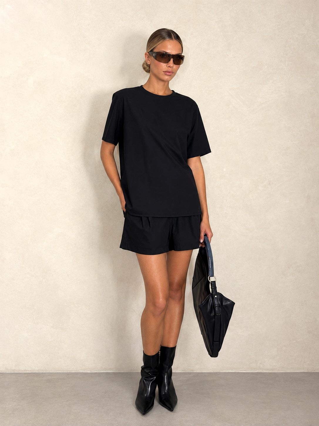 The Louve Basic Short