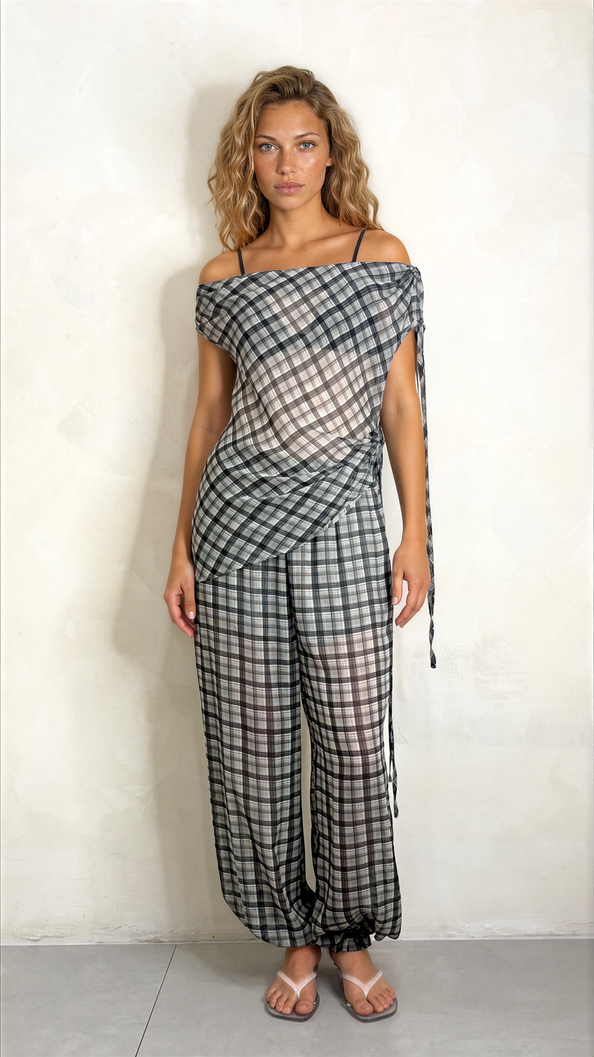 Sheer Plaid Bubble Pant