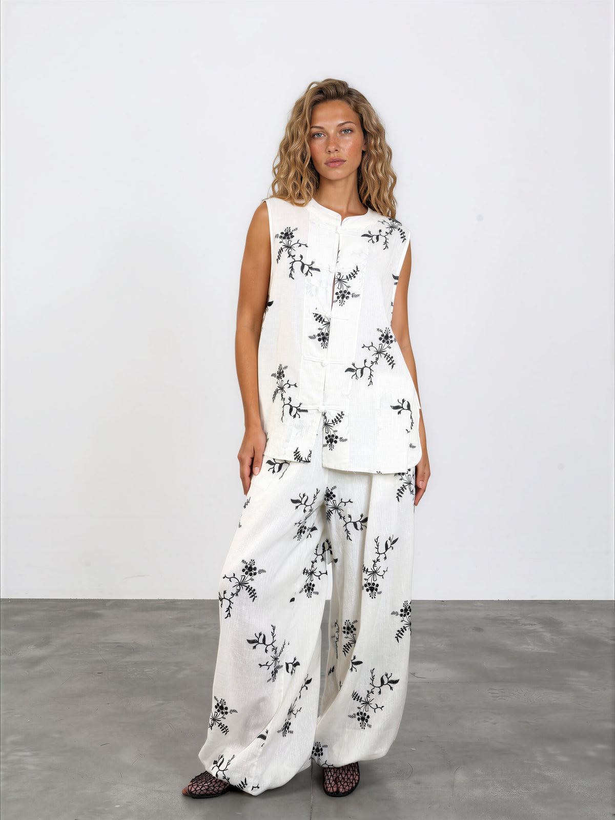 Emb Linen Bubble Pant