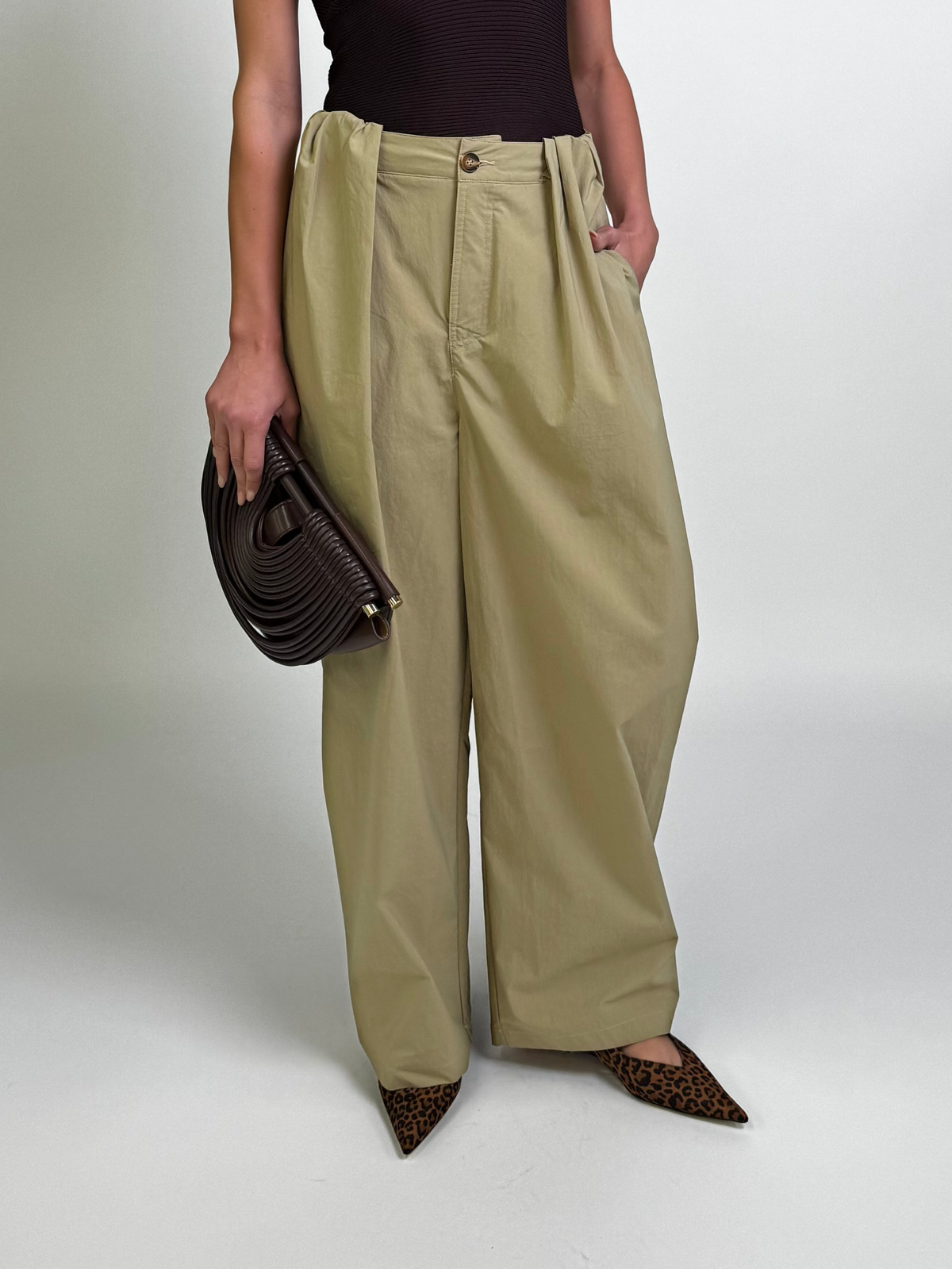 Pleated Baggy Pant