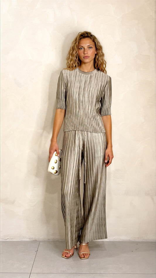 Multi Pleat Top