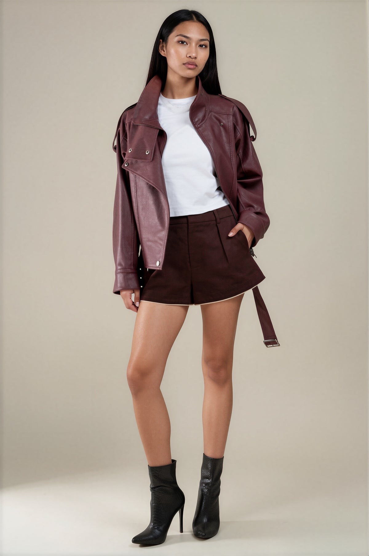 Contrast Piping Short