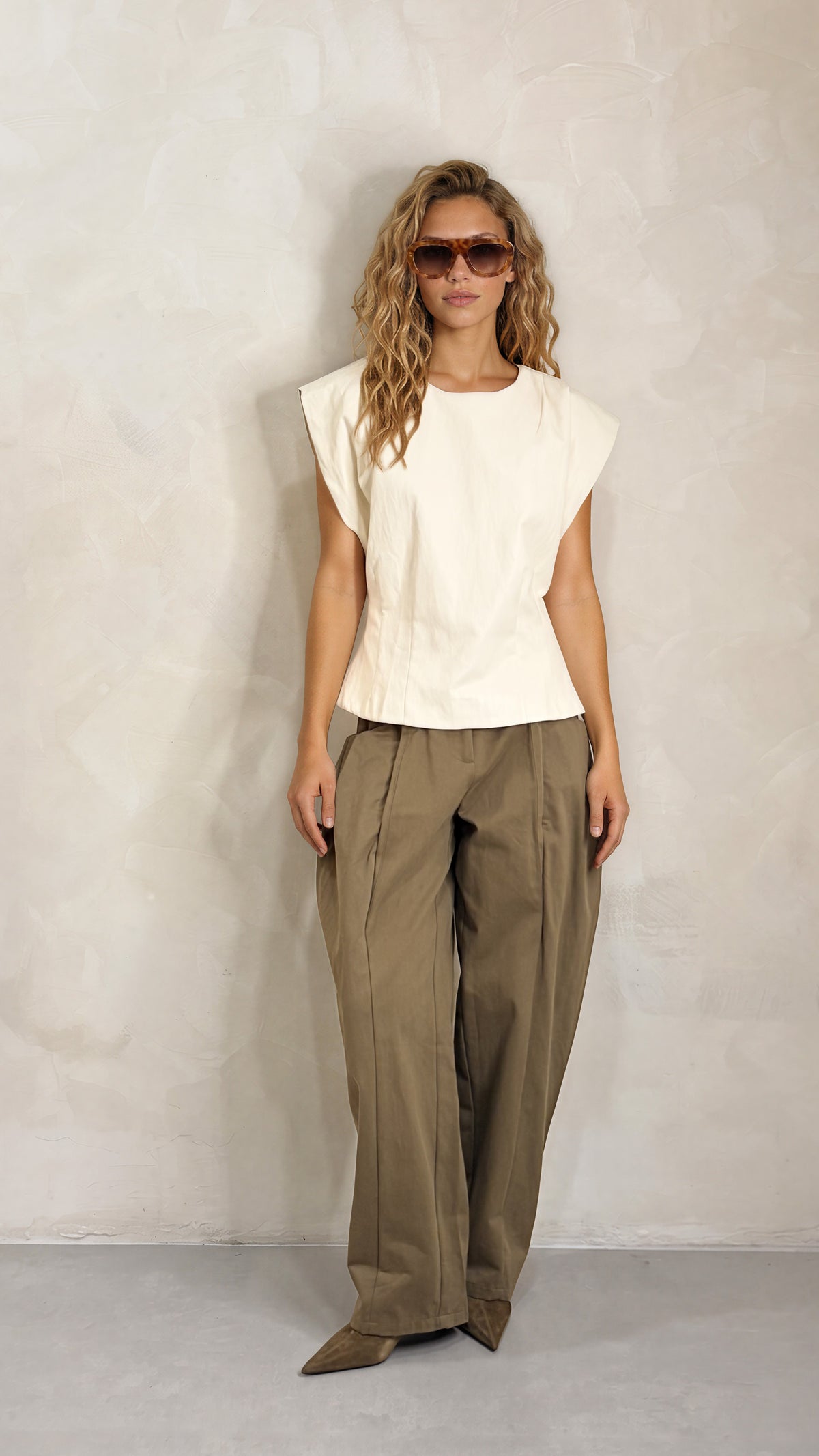 Deep Pocket Trouser
