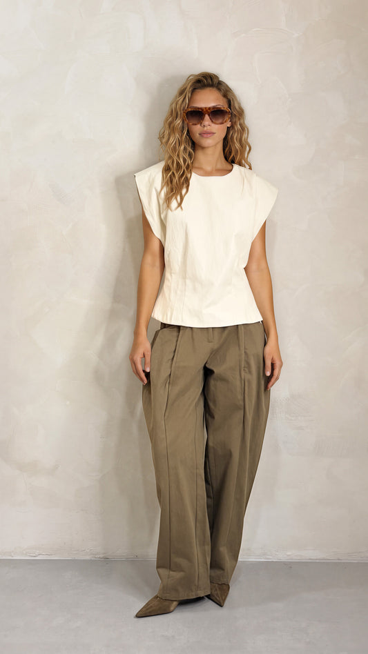 Deep Pocket Trouser