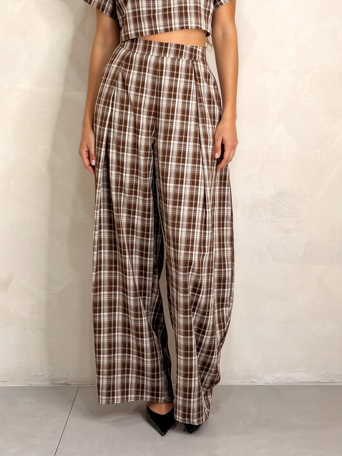 The Fia Plaid Barrel Pant