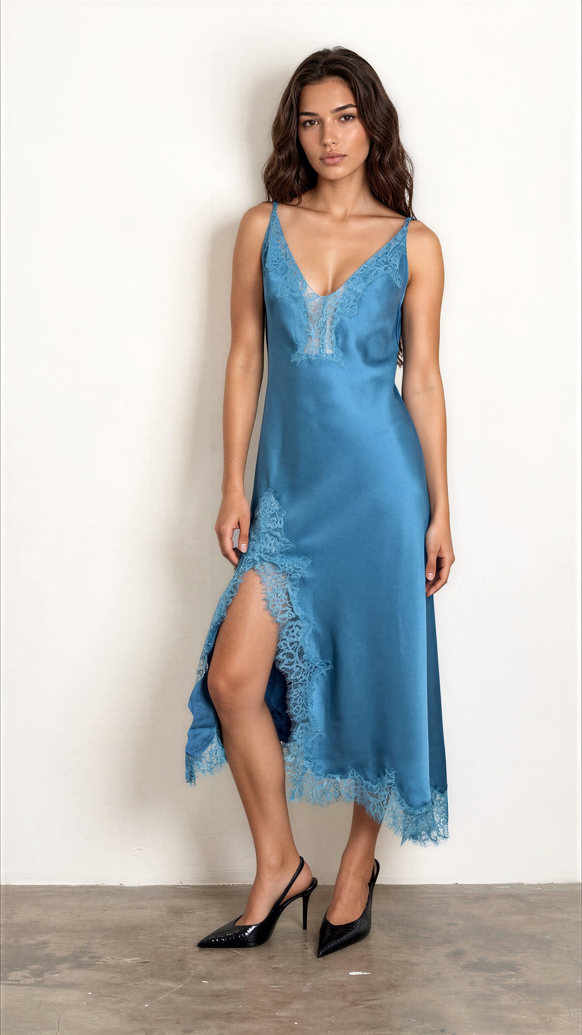 The Etnel Lace Contrast Dress
