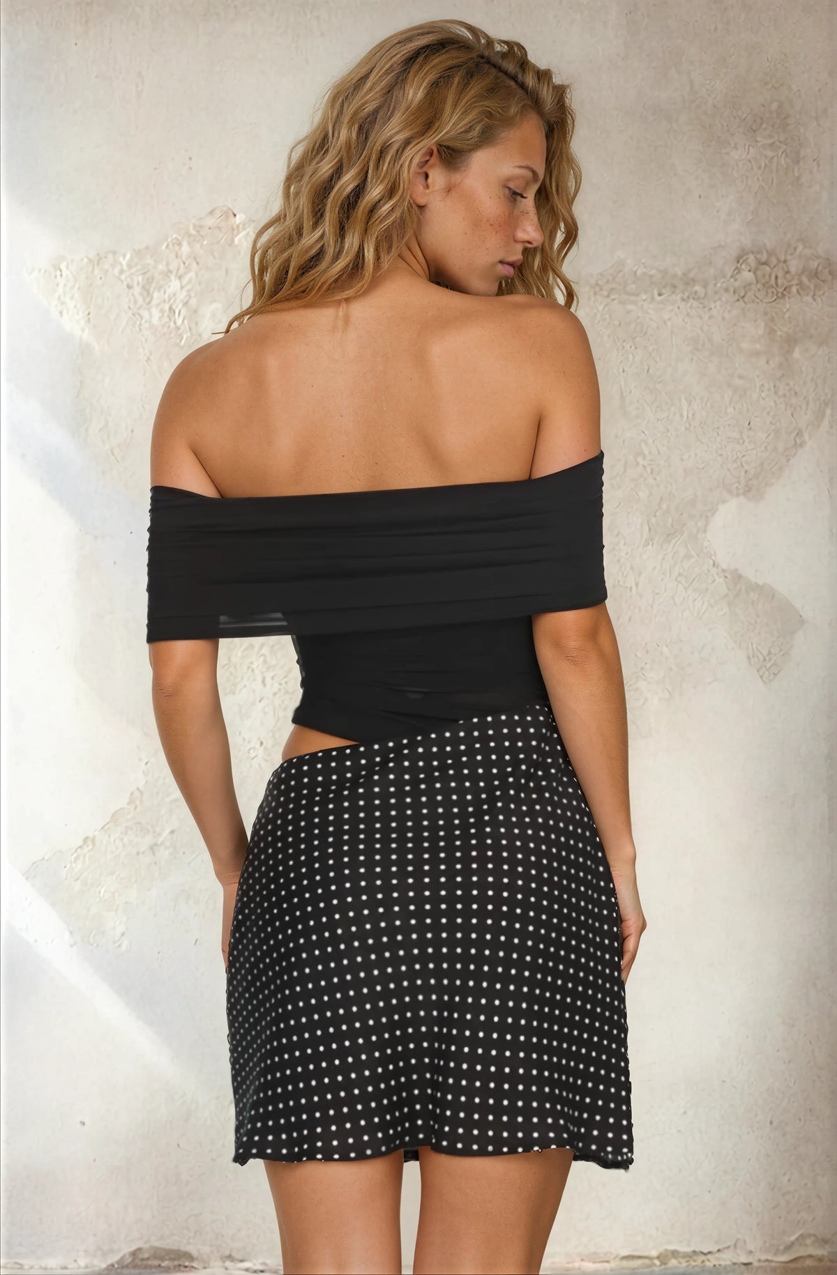 Cut Out Contrast Mini Dress