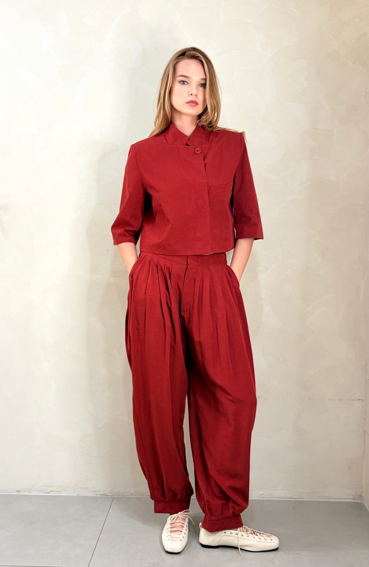 The Axel Cropped Blazer